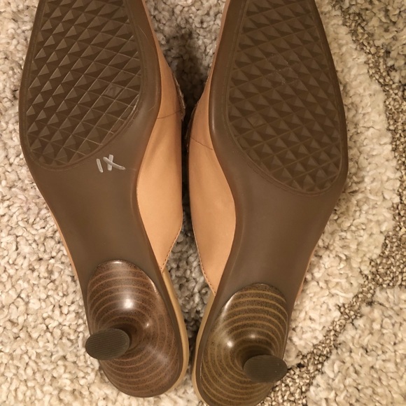 Apostrophe Leather Mules NWOT’s - Picture 5 of 6